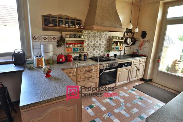 Maison de maître 7 pièce(s) 241 m2