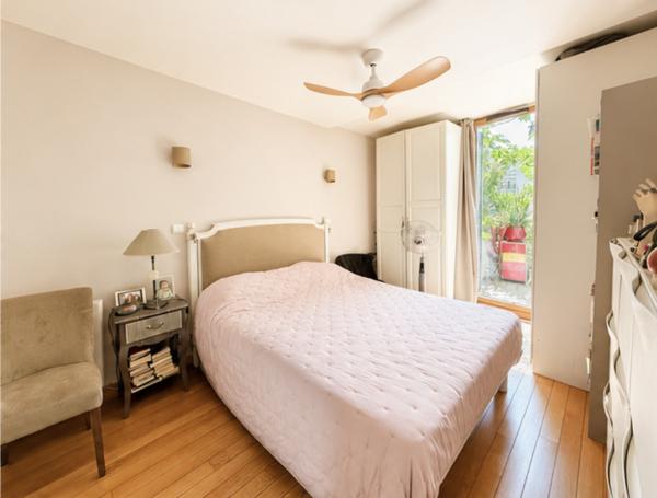 Appartement
         2 pièces
        - 53 m² Exclusivité 690 000 € *