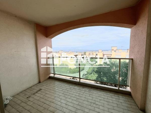 Location Studio 26.71 m² - 38 AVENUE DE NICE Antibes 06600