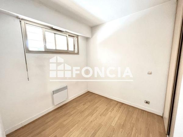 Location Studio 26.71 m² - 38 AVENUE DE NICE Antibes 06600