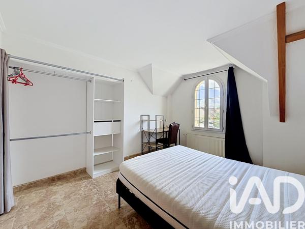 Location maison 8 pièces 210 m² Bussy-Saint-Georges