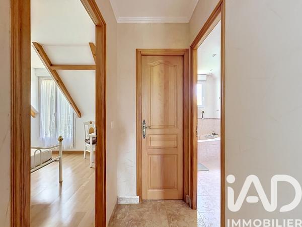 Location maison 8 pièces 210 m² Bussy-Saint-Georges