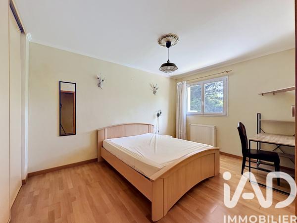 Location maison 8 pièces 210 m² Bussy-Saint-Georges