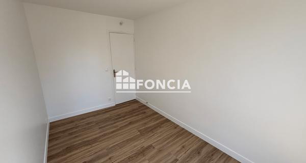 Location Appartement 4 pièces 66.61 m² - Fresnes 94260