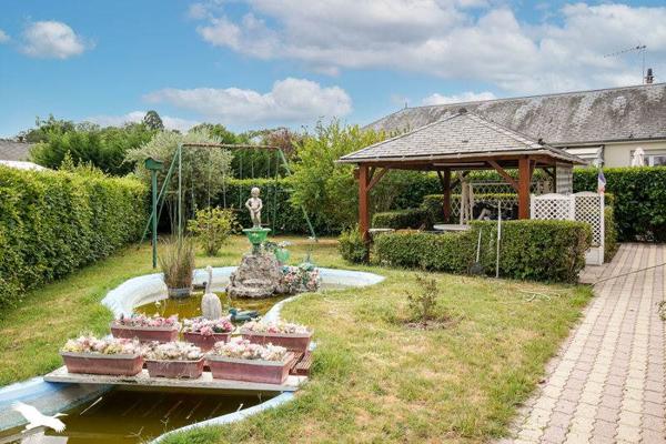Maison 210 400 € Tours 4 p 88 m² DPE D