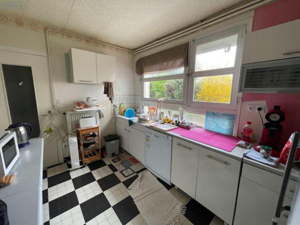 Maison à vendre à Javron-les-Chapelles en Mayenne (53250), ref : 413