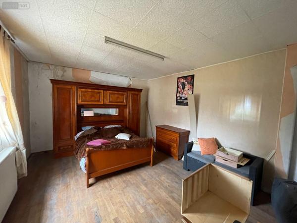 Maison à vendre à Javron-les-Chapelles en Mayenne (53250), ref : 413