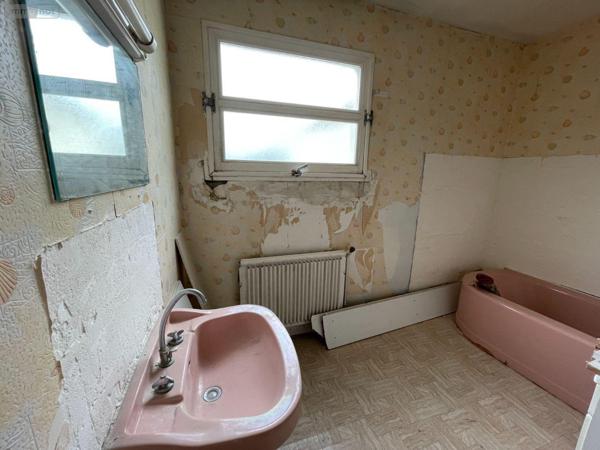 Maison à vendre à Javron-les-Chapelles en Mayenne (53250), ref : 413