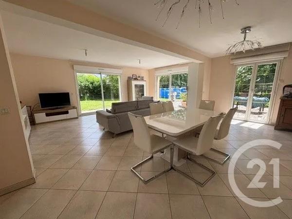 Maison à vendre  7 pièces - 196 m 2   DAMMARTIN EN GOELE  - 77