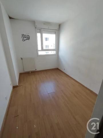 Appartement F3 à vendre  3 pièces - 59,65 m 2   CHILLY MAZARIN  - 91