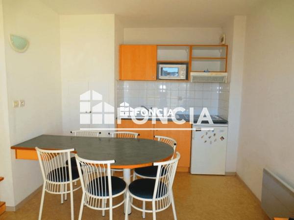 Location Appartement meublé 3 pièces 39.53 m² - 14 RUE DE LA SOLE La Rochelle 17000
