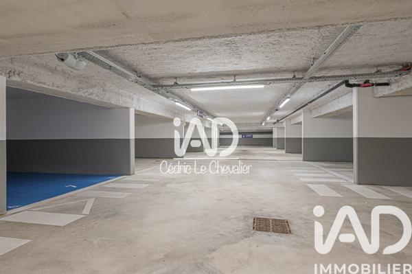 Parking à vendre 1 600 m² Montévrain