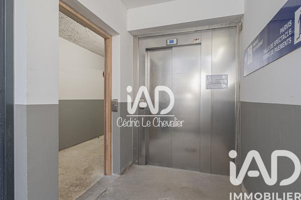 Parking à vendre 1 600 m² Montévrain