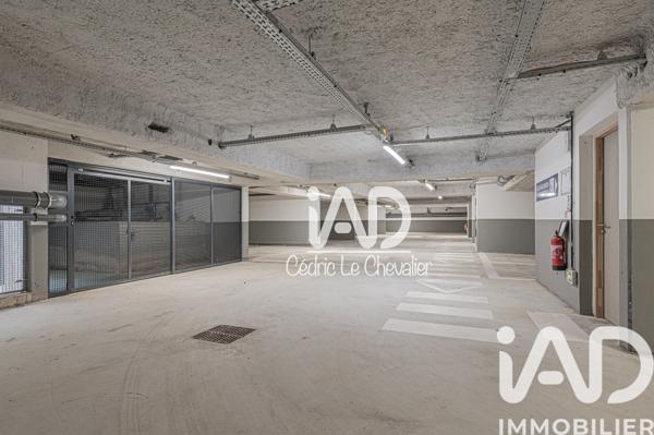 Parking à vendre 1 600 m² Montévrain