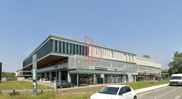 Bureau de 1343 m² à louer à Bordeaux Ouest-Merignac