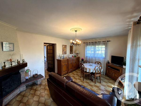 Appartement à vendre  4 pièces - 80,22 m 2   NANTERRE  - 92