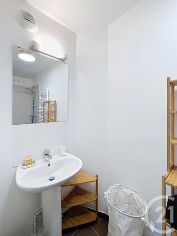 Appartement à vendre  4 pièces - 80,22 m 2   NANTERRE  - 92