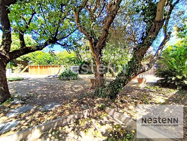 Villa 4 chambres, piscine, sans travaux  ,un coin de paradis sans vis-à-vis à Lunel.