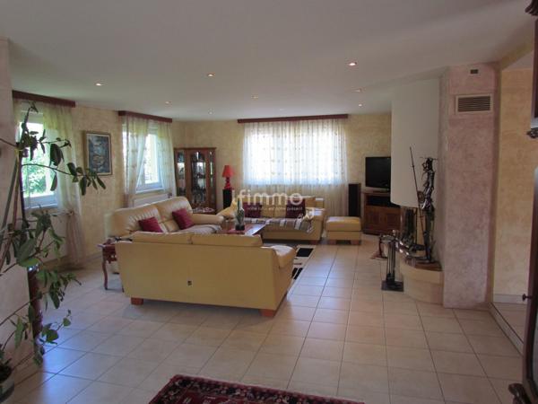 Villa 7 pièces avec piscine