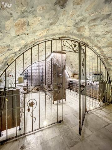 GRANDE PROPRIÉTÉ DE CARACTÈRE