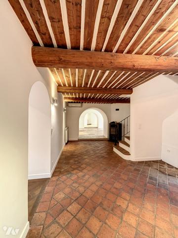 GRANDE PROPRIÉTÉ DE CARACTÈRE