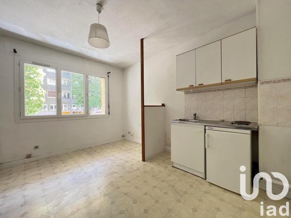 Studio 5 pièces de 105 m² à Grenoble (38000)