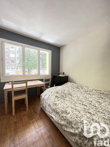 Studio 5 pièces de 105 m² à Grenoble (38000)