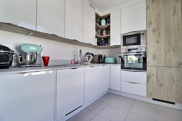 Appartement Colombes 3 pièce(s) 89 m2