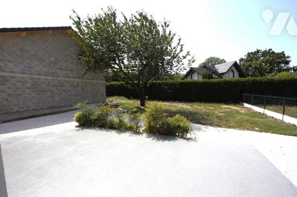 Appartement T4 avec terrain