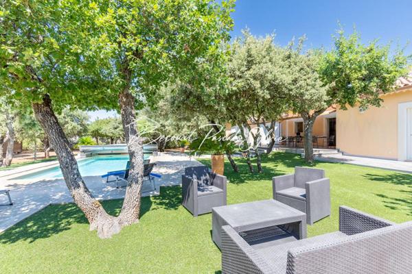 BELLE Maison St Didier 178 m2 sur 3250 m2 avec piscine HYPER CALME