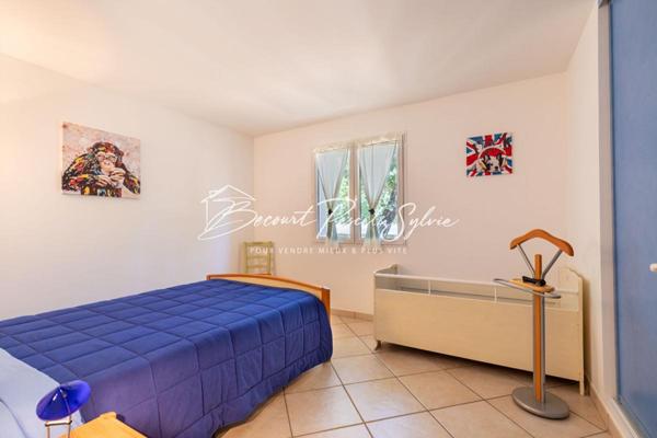 BELLE Maison St Didier 178 m2 sur 3250 m2 avec piscine HYPER CALME