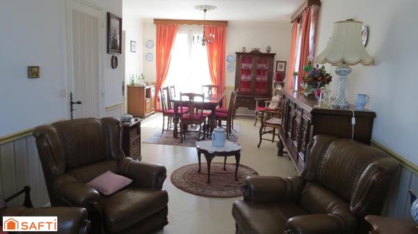 Maison familiale avec dépendances