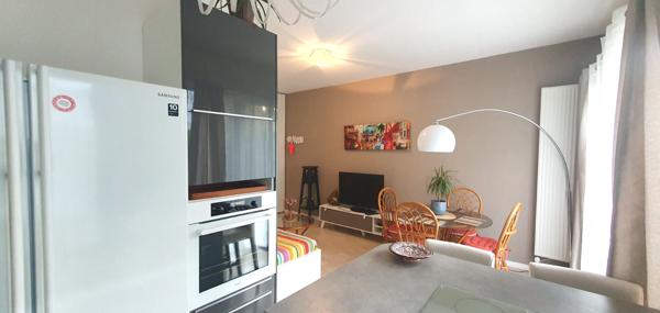 APPARTEMENT TERRASSE / JARDIN