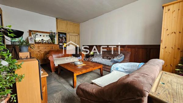 Maison de caractère avec dépendances et potentiel à Lésigny
