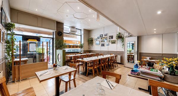 Local Commercial 4 pièces - 147 m²