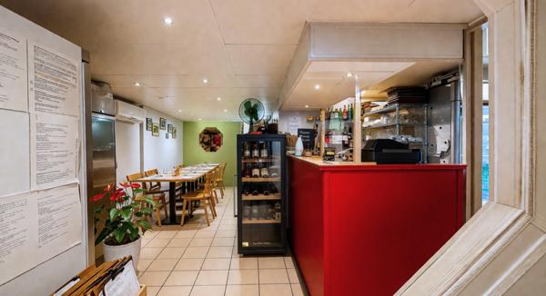 Local Commercial 4 pièces - 147 m²