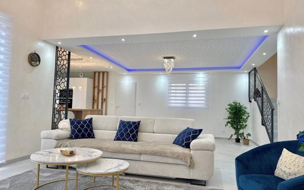 Maison à vendre    5 pièces • 149,80 m2 Perrigny-lès-Dijon