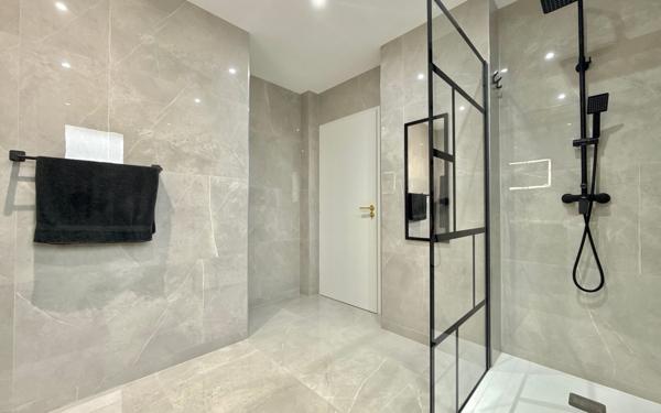 Maison à vendre    5 pièces • 149,80 m2 Perrigny-lès-Dijon