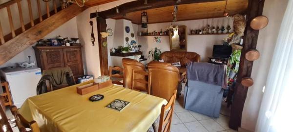 THOUROTTE, maison indépendante avec dépendances proche centre ville et gare