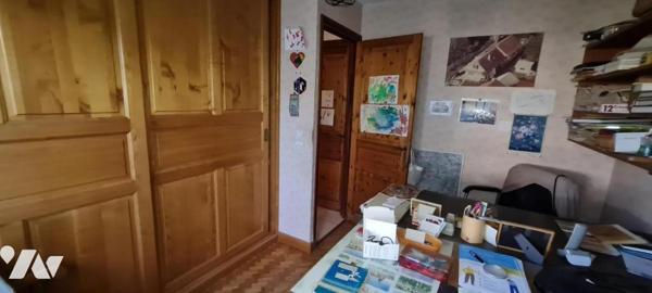 THOUROTTE, maison indépendante avec dépendances proche centre ville et gare
