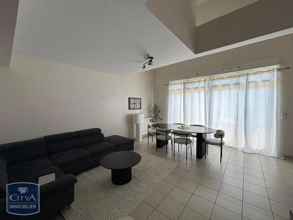 Maison à louer 3 pièces 85.3m² Châteauroux (36000)