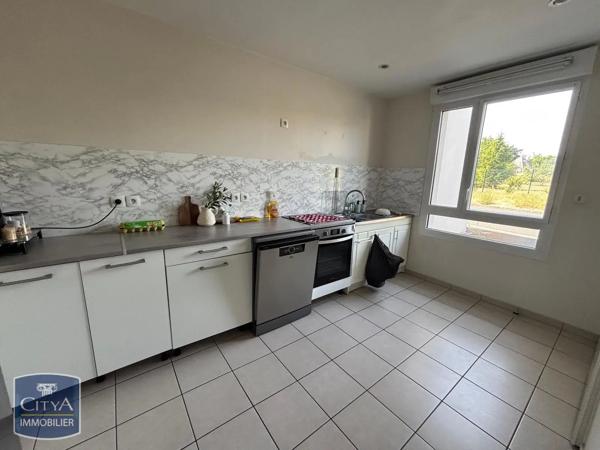 Maison à louer 3 pièces 85.3m² Châteauroux (36000)