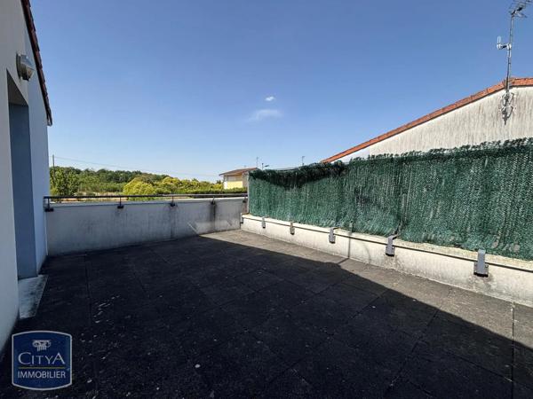 Maison à louer 3 pièces 85.3m² Châteauroux (36000)