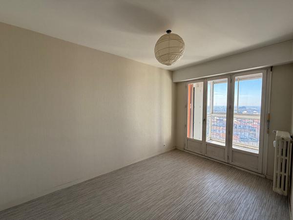 Appartement La Roche Sur Yon 3 pièce(s) 69.17 m2