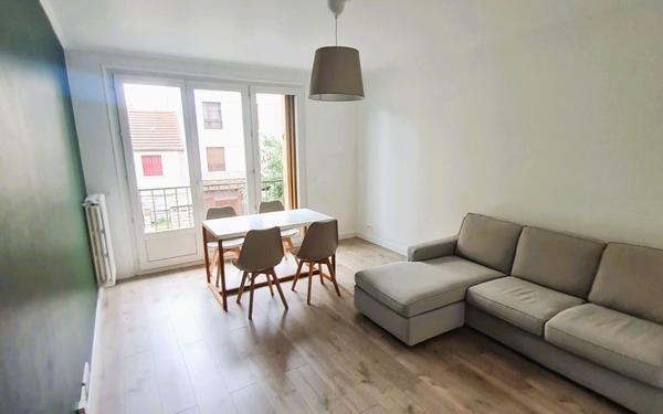 Appartement à louer    3 pièces • 54,27 m2 Saint-Maur-des-Fossés
