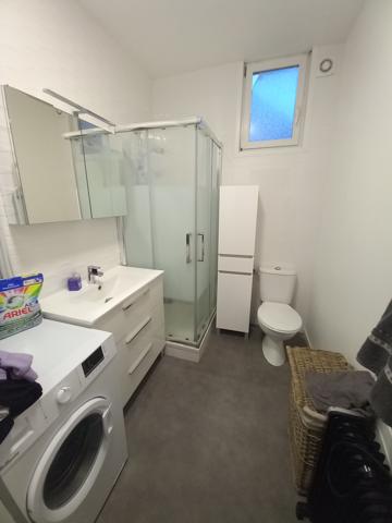 Immeuble
                                                                                                                                                
                                                                                                                                                
                                                                                                                                                
                                                    
                                                                                                                                                                                                                                                                                                                        180  m²                                                                                                                                                                                                         2 etage(s)
