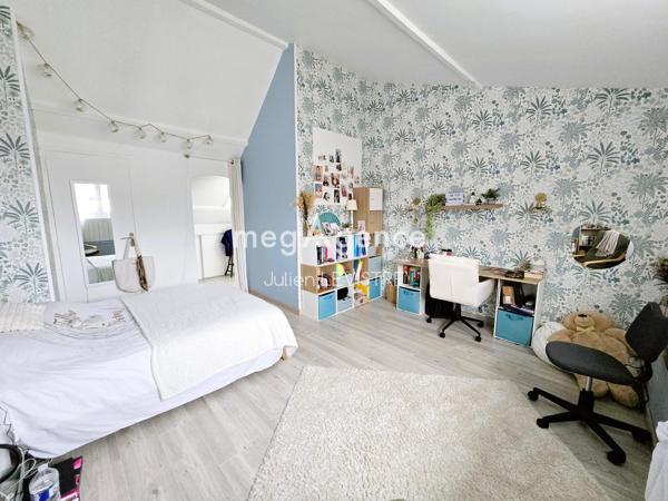 Maison à Sours, 28630 - 6 pièces 147m²