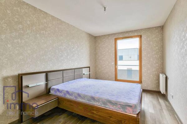 LYON 8 Marc Sangnier MERMOZ