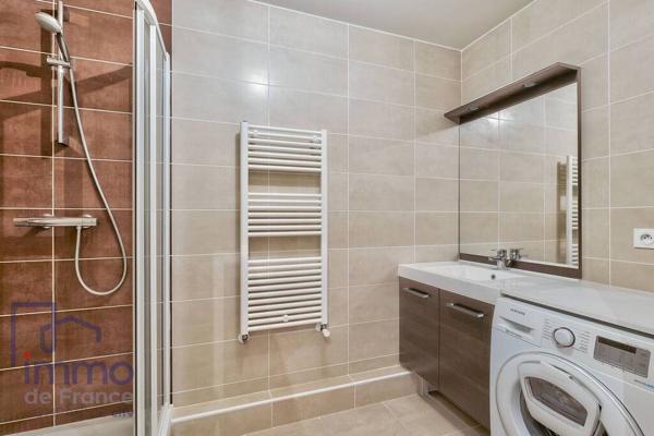 LYON 8 Marc Sangnier MERMOZ