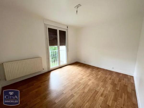 Appartement à louer 4 pièces 81.41m² Orléans (45000)